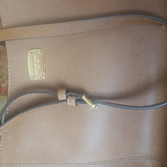 Michael Kors Handbag....Authentic!! - Picture 4 of 8